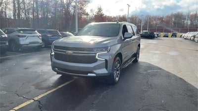 2023 Chevrolet Suburban LS