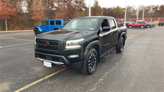 2024 Nissan Frontier Crew Cab PRO-X 4x2