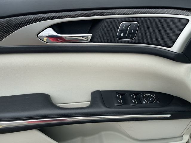 2016 Lincoln MKZ Black Label