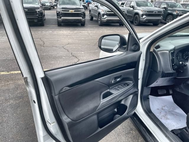 2020 Mitsubishi Outlander ES 2.4 S-AWC