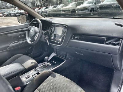 2020 Mitsubishi Outlander ES 2.4 S-AWC