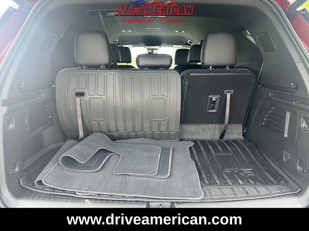 2024 Chevrolet Traverse LT