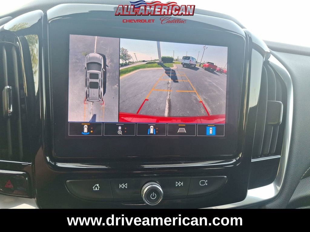 2022 Chevrolet Traverse LT Leather