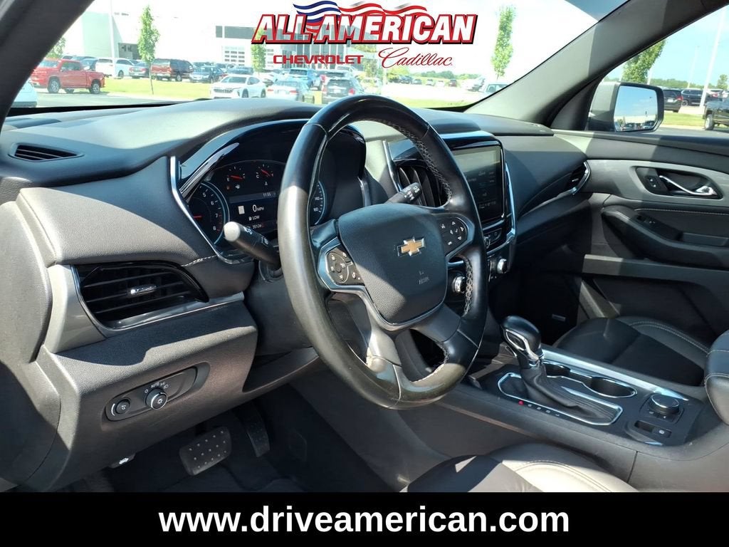 2023 Chevrolet Traverse LT Leather