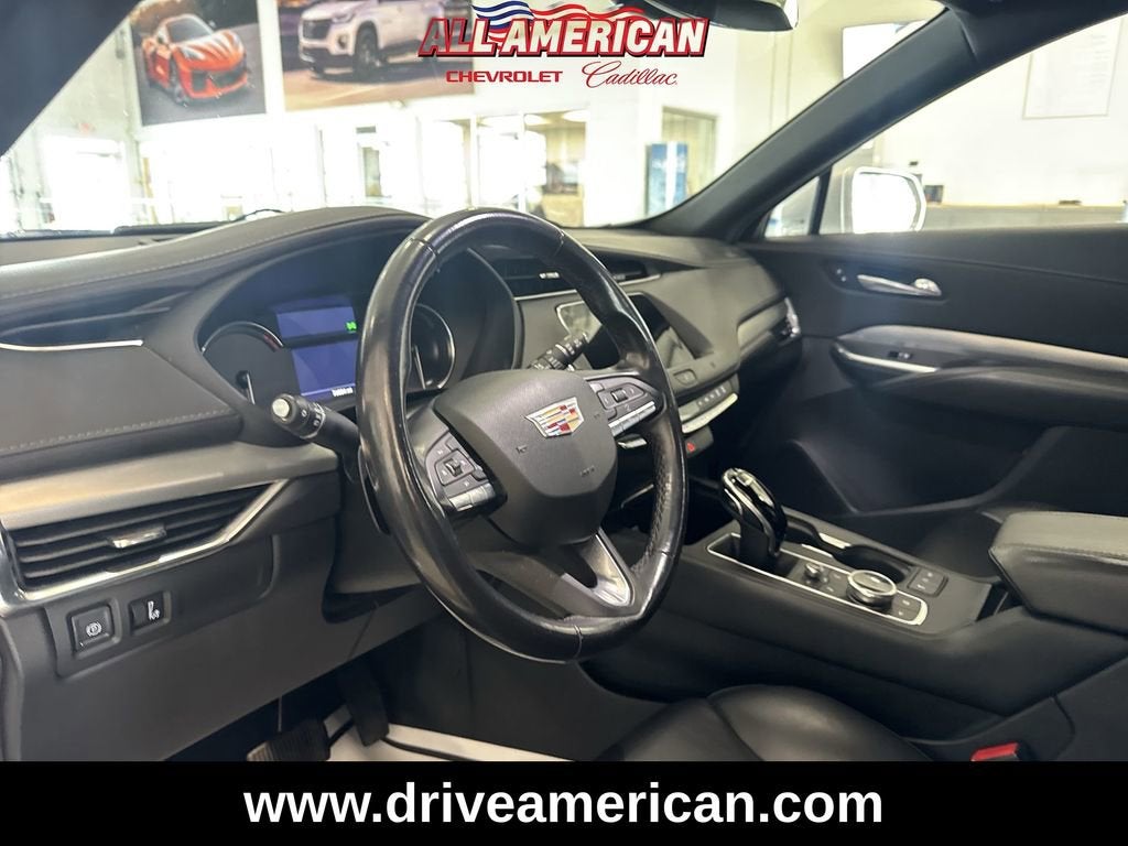 2021 Cadillac XT4 Premium Luxury