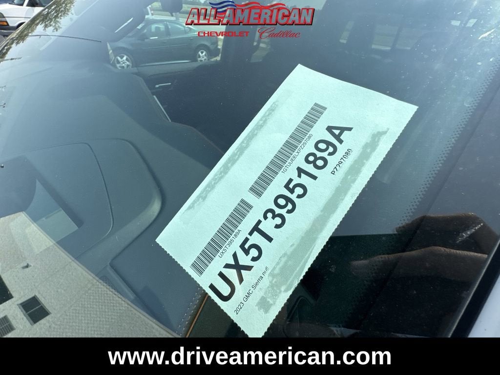 2023 GMC Sierra 1500 AT4