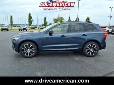 2024 Volvo XC60 Plus Dark Theme
