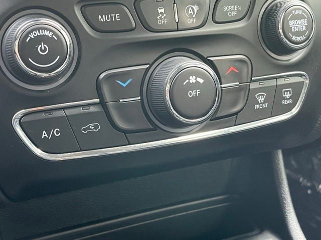 2021 Jeep Cherokee Latitude Lux 4X4