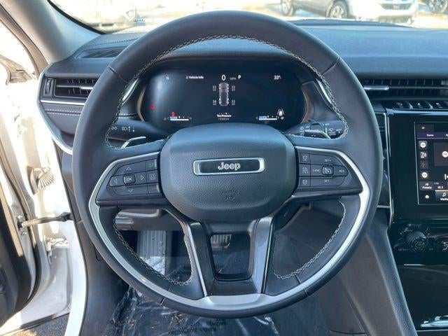 2023 Jeep Grand Cherokee Laredo 4x4