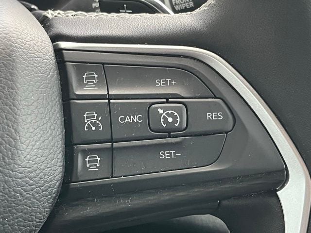 2024 Jeep Grand Cherokee L Altitude 4x4