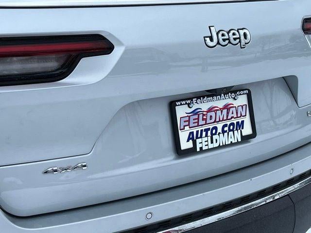 2023 Jeep Grand Cherokee L Laredo 4x4