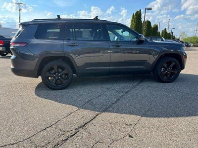 2022 Jeep Grand Cherokee L Altitude 4x4