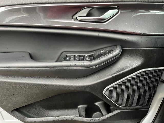 2022 Jeep Grand Cherokee L Altitude 4x4