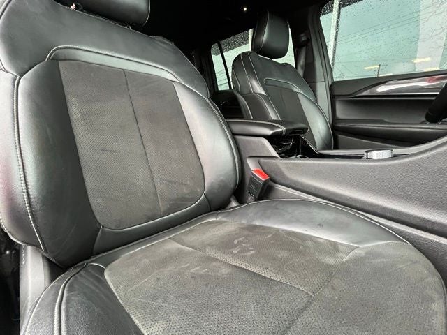 2022 Jeep Grand Cherokee L Altitude 4x4