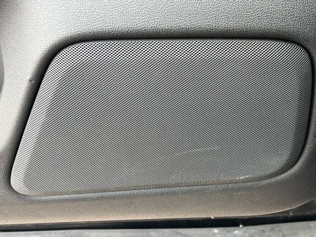 2014 Lincoln MKS Base