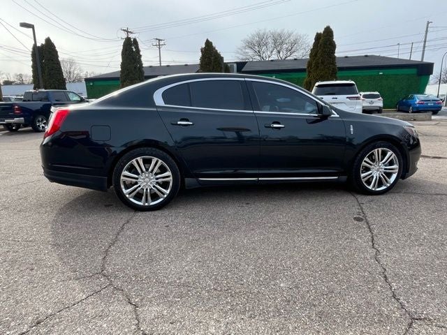 2014 Lincoln MKS Base