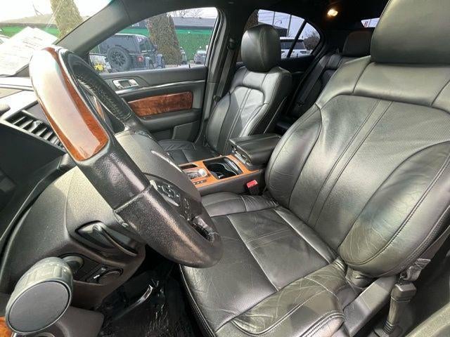 2014 Lincoln MKS Base