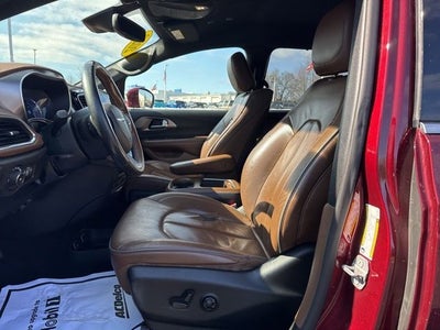 2020 Chrysler Pacifica Hybrid Limited