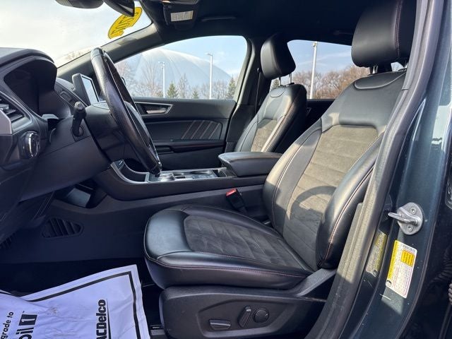 2022 Ford Edge ST Line