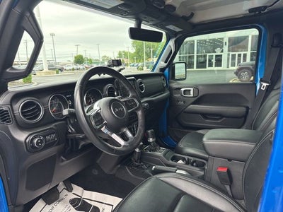 2022 Jeep Gladiator Overland