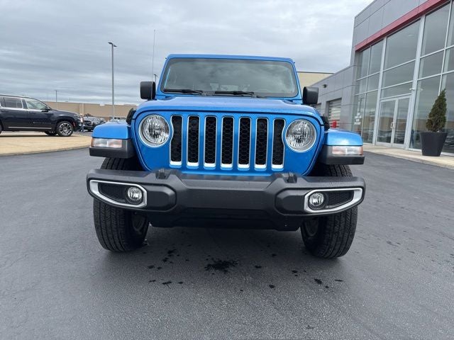 2022 Jeep Gladiator Overland