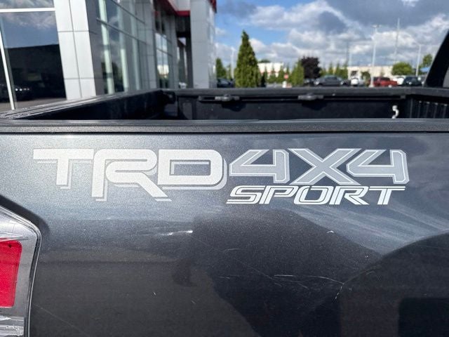 2022 Toyota Tacoma TRD Sport V6