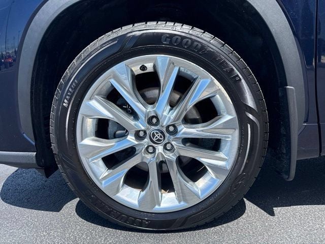 2022 Toyota Highlander Hybrid Limited