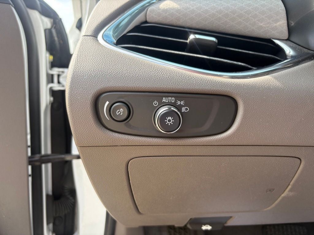 2017 Chevrolet Malibu LT 1LT