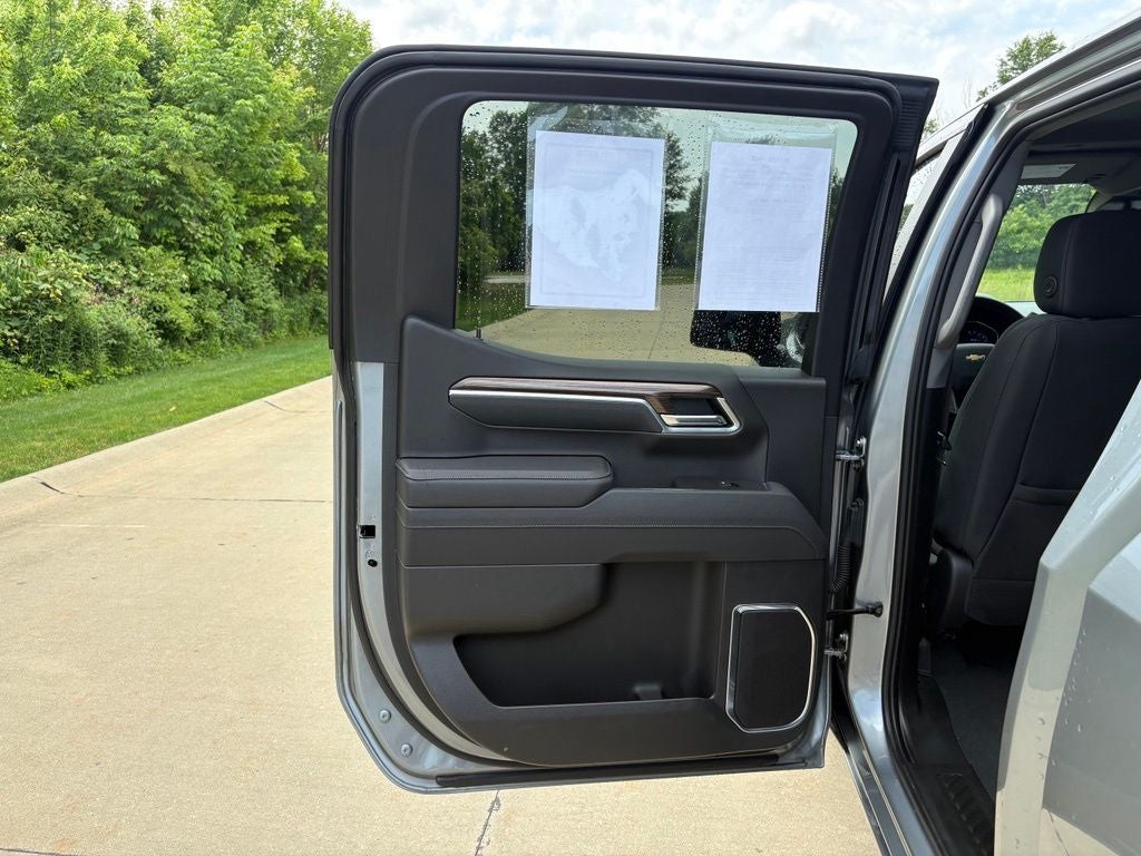 2025 Chevrolet Silverado 1500 LT