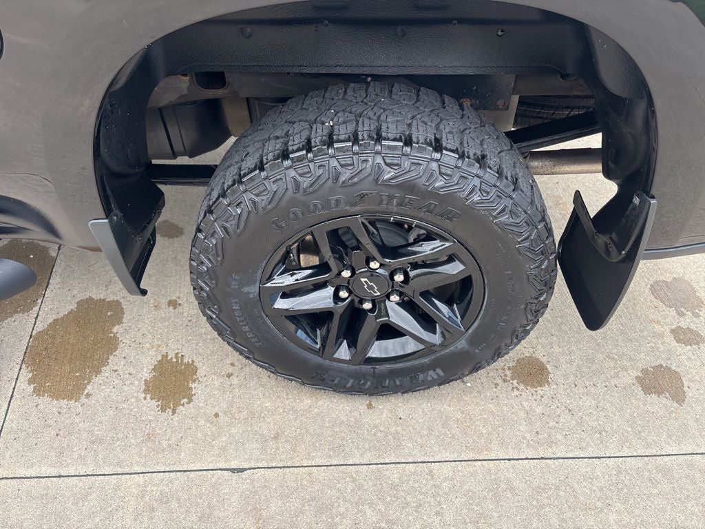 2023 Chevrolet Silverado 1500 Custom Trail Boss