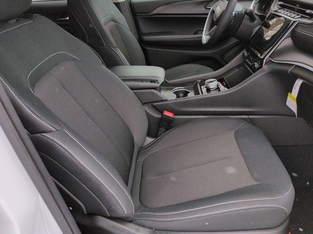 2024 Jeep Grand Cherokee Laredo X