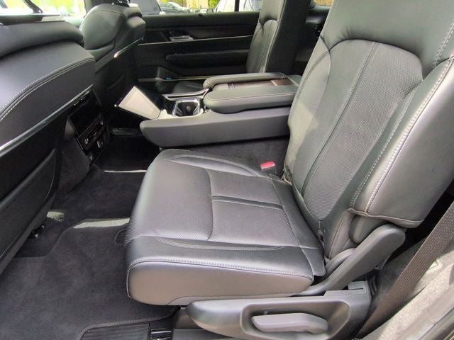 2022 Jeep Grand Wagoneer Series I