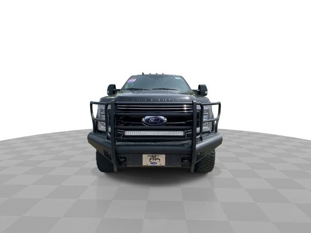 2019 Ford F-250SD Lariat BLACK WIDOW PKG