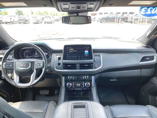 2023 GMC Yukon XL SLT