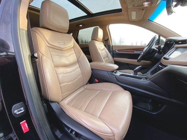 2019 Cadillac XT5 Platinum