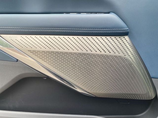 2025 Cadillac ESCALADE IQ Luxury 2