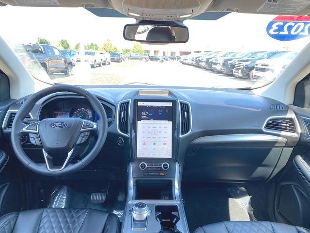 2023 Ford Edge Titanium
