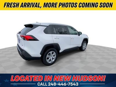 2025 Toyota RAV4 LE