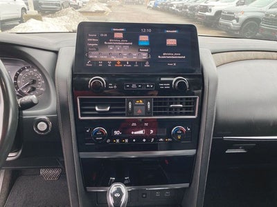 2022 INFINITI QX80 LUXE