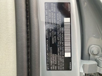 2025 Volvo XC60 B5 Plus