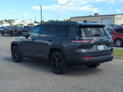 2022 Jeep Grand Cherokee L Altitude 4x4
