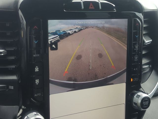 2023 RAM 1500 Big Horn Crew Cab 4x4 5'7' Box