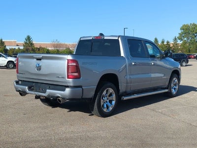 2020 RAM 1500 Big Horn Crew Cab 4x4 5'7' Box