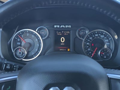 2024 RAM 1500 Big Horn Crew Cab 4x4 5'7' Box