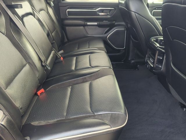 2019 RAM 1500 Laramie Crew Cab 4x4 5'7' Box