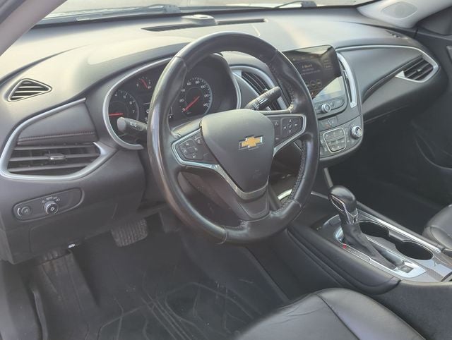 2022 Chevrolet Malibu FWD LT