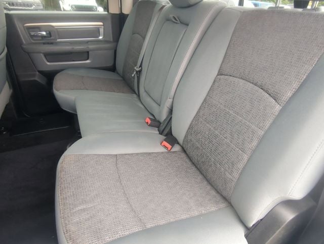 2017 RAM 1500 Big Horn Crew Cab 4x4 5'7' Box