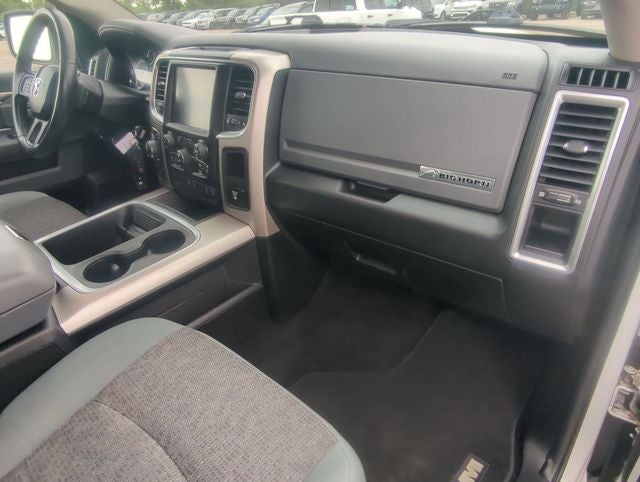 2017 RAM 1500 Big Horn Crew Cab 4x4 5'7' Box