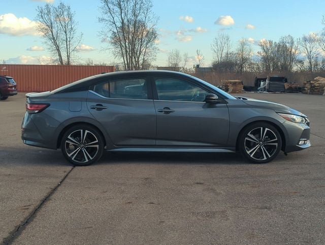 2022 Nissan Sentra SR Xtronic CVT