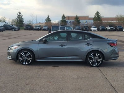 2022 Nissan Sentra SR Xtronic CVT